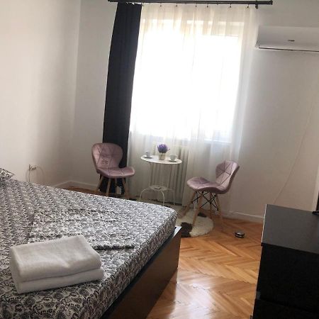 Studio Central Doamnei Boekarest Buitenkant foto